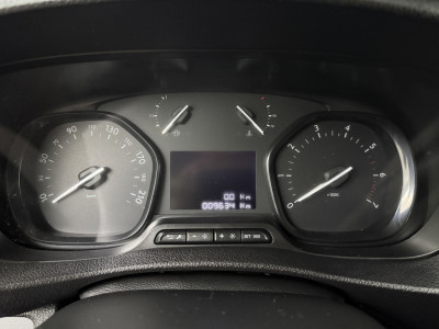 Peugeot Expert 2.0 BlueHDI 145PK S&S Lang | Multimedia | Navigatie | Trekhaak | 3-Zit | Dakdragers 9