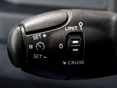 Peugeot Expert 2.0 BlueHDI 145pk Automaat Premium Airco/Carplay/Cruise Control 05-2022 foto 16