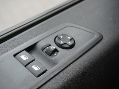 Peugeot Expert 2.0 BlueHDI 180PK Automaat L2 EURO 6 - Airco - Navi - Cruise - €15.950,- Excl. foto 19