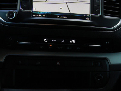 Peugeot Expert 2.0 BlueHDI 180PK Automaat Standard Sport / Camera / Trekhaak foto 17