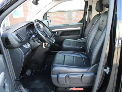 Peugeot Expert 2.0 BlueHDI 180PK Automaat Standard Sport / Camera / Trekhaak foto 3