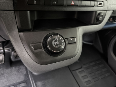 Peugeot Expert 2.0BlueHDI 180PK Automaat XXL Asphalt | Multimedia | Navigatie | 3-Zits | Trekhaak foto 16