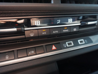Peugeot Expert 2.0D 180PK EAT8 AUT L2H1 BPM VRIJ!! Navi, Camera, Climate, Stuur verw. Cruise!! Nr. 03 12