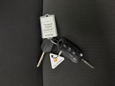 Peugeot Expert 2.0HDI 120PK XXL Dubbele Cabine Premium | Marge | 2xSchuifdeur | NAvigatie | Camera | Airco | Cruise | Trekhaak 5