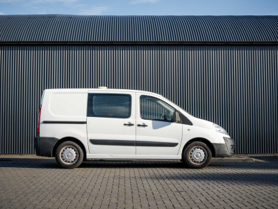 Peugeot Expert 2.0 HDi 128PK L1H1 | Cruise | Airco | 3-Zits | Trekhaak foto 6