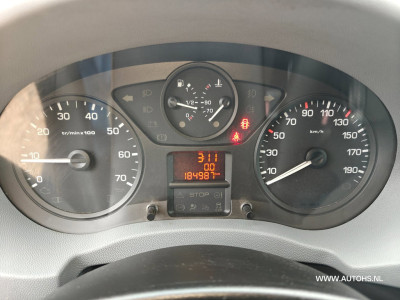 Peugeot Expert 227 1.6 HDI L1H1 Pro , 2e Eig , euro 5 , Apk 19 maart 2027 , airco , trekhaak , nette bus. foto 15