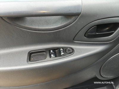 Peugeot Expert 229 1.6 HDI L2H1 , Lang , Airco , Apk okt. 2027 , nette bus foto 11