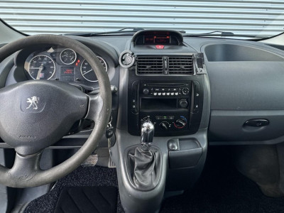 Peugeot Expert 229 2.0 HDI L2H1 Profit+ 165pk automaat MARGE foto 2