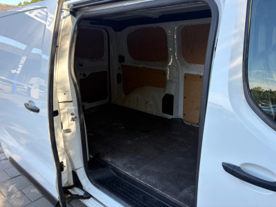 Peugeot Expert 231S 2.0 BlueHDI Premium|122PK|EURO6|NAP|airco|cruise|trekhaak|bluetooth|parkeersensoren achter|drie zitplaatsen foto 10