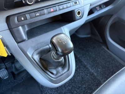 Peugeot Expert 231S 2.0 BlueHDI Premium|122PK|EURO6|NAP|airco|cruise|trekhaak|bluetooth|parkeersensoren achter|drie zitplaatsen foto 21