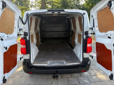 Peugeot Expert 231S 2.0 BlueHDI Premium|122PK|EURO6|NAP|airco|cruise|trekhaak|bluetooth|parkeersensoren achter|drie zitplaatsen foto 8