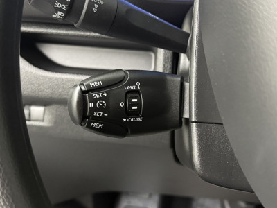 Peugeot Expert Lang 75Kwh | Elektrisch | Multimedia | Airco | Cruise | 3-Zits | Betimmering foto 16