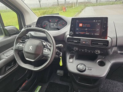 Peugeot PARTNER 1.5 L2 ac automaat EURO6 dubbele schuifdeur navi carplay cruisecontrol foto 15