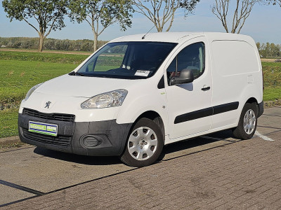 Peugeot PARTNER 1.6 automaat, airco, navi, pdc, zijdeur foto 2