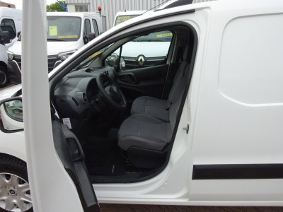 Peugeot PARTNER 120 1.6 VTi L1 XR Benzine AIRCO 3 ZITPLAATSEN MARGEAUTO foto 12