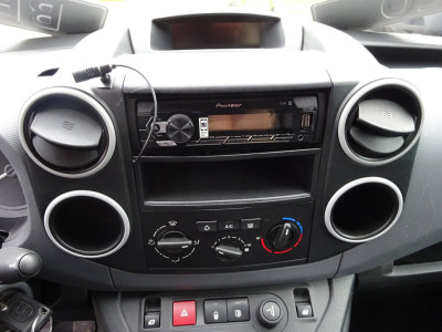 Peugeot PARTNER 120 1.6 VTi L1 XR Benzine AIRCO 3 ZITPLAATSEN MARGEAUTO foto 16