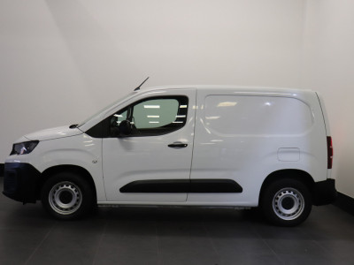 Peugeot Partner 1.2 110PK Benzine - Airco - Navi - Cruise - € 10.900,- Excl. 11