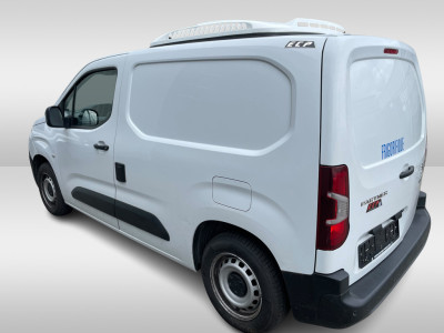 Peugeot Partner 1.2 Koelwagen Dag en Nacht foto 2