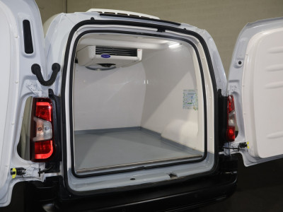 Peugeot Partner 1.2 Koelwagen Vrieswagen -15 Dag en Nacht foto 14
