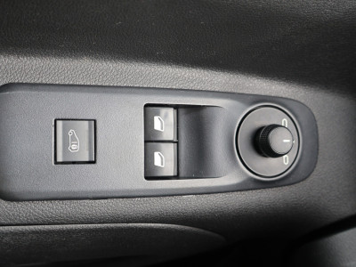 Peugeot Partner 1.2 Koelwagen Vrieswagen -15 Dag en Nacht foto 19