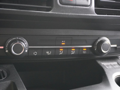 Peugeot Partner 1.2 PureTech 110Pk Benzine - Airco - Navi - Cruise - € 12.499,- Excl. 10