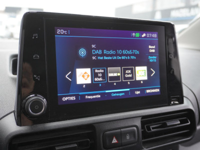 Peugeot Partner 1.2 PureTech 110Pk Benzine - Airco - Navi - Cruise - € 12.499,- Excl. 11