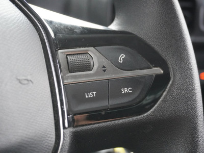 Peugeot Partner 1.2 PureTech 110Pk Benzine - Airco - Navi - Cruise - € 12.499,- Excl. 16