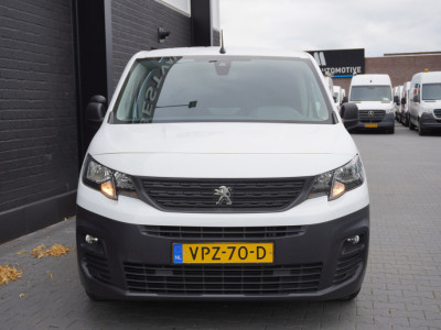 Peugeot Partner 1.2 PureTech 110Pk Benzine - Airco - Navi - Cruise - € 12.499,- Excl. 6
