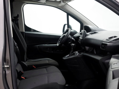 Peugeot Partner 1.2 PureTech 110pk Benzine Airco/3Pers. 05-2021 foto 3