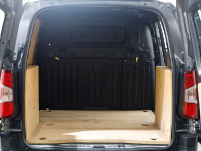 Peugeot Partner 1.2 PureTech 110pk Benzine Airco/3Pers. 05-2021 foto 5