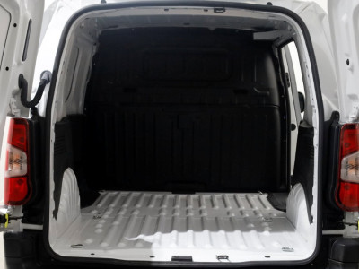 Peugeot Partner 1.2 PureTech 110pk Benzine Airco/Schuifdeur 06-2023 foto 5