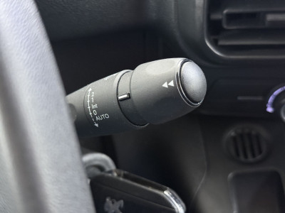 Peugeot Partner 1.2 PureTech Benzine Premium Airco, Cruise Control, EX Lease foto 20