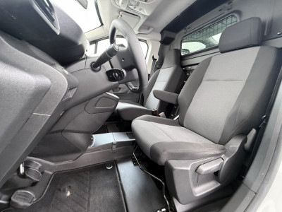 Peugeot Partner 1.2 PureTech Premium 17
