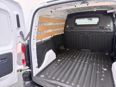 Peugeot Partner 1.2 PureTech Premium 9