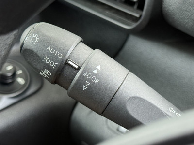 Peugeot Partner 1.2 PureTech Premium BENZINE, BPM vrij, Airco, Navigatie, Cruise Control, EX Lease foto 18