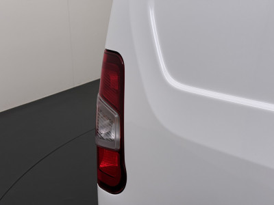 Peugeot Partner 1.2 PureTech Premium BENZINE, BPM vrij, Airco, Navigatie, Cruise Control, EX Lease foto 6