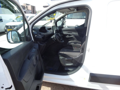 Peugeot Partner 1.2 PureTech Pro BENZINE AIRCO NAVI CRUISE CONTROL PDC SCHUIFDEUR 11