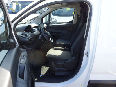 Peugeot Partner 1.2 PureTech Pro BENZINE AIRCO NAVI CRUISE CONTROL PDC SCHUIFDEUR 12
