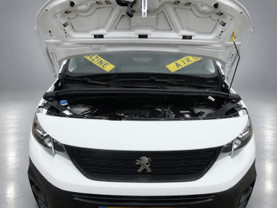 Peugeot Partner 1.2 PureTech Pro BENZINE  AIRCO NAVI CRUISE CONTROL PDC SCHUIFDEUR foto 14
