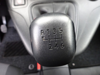 Peugeot Partner 1.2 PureTech Pro BENZINE  AIRCO NAVI CRUISE CONTROL PDC SCHUIFDEUR foto 15