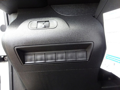 Peugeot Partner 1.2 PureTech Pro BENZINE  AIRCO NAVI CRUISE CONTROL PDC SCHUIFDEUR foto 16