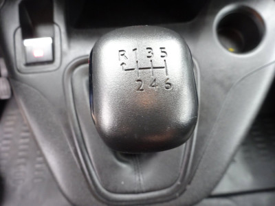 Peugeot Partner 1.2 PureTech Pro BENZINE AIRCO NAVI CRUISE CONTROL PDC SCHUIFDEUR 19