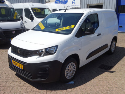 Peugeot Partner 1.2 PureTech Pro BENZINE AIRCO NAVI CRUISE CONTROL PDC SCHUIFDEUR 2