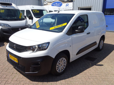 Peugeot Partner 1.2 PureTech Pro BENZINE  AIRCO NAVI CRUISE CONTROL PDC SCHUIFDEUR 2