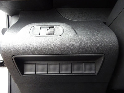 Peugeot Partner 1.2 PureTech Pro BENZINE  AIRCO NAVI CRUISE CONTROL PDC SCHUIFDEUR foto 21