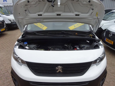 Peugeot Partner 1.2 PureTech Pro BENZINE AIRCO NAVI CRUISE CONTROL PDC SCHUIFDEUR 8