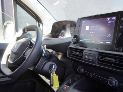 Peugeot Partner 1.5 BlueHDI 130PK Automaat EURO 6 - Airco - Cruise - Carplay - €9.950,- Excl. foto 3