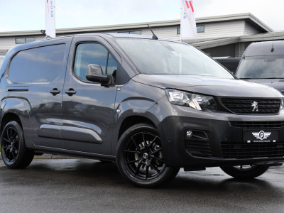 Peugeot Partner 1.5 BlueHDI L2 PB Edition Camera, Cruise, Carplay, Trekhaak, Sensoren, 130pk, Automaat, Multimedia, Uniek! foto 6