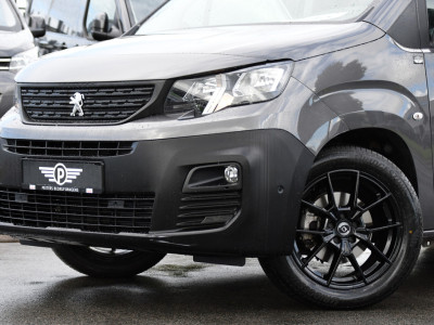 Peugeot Partner 1.5 BlueHDI L2 PB Edition Camera, Cruise, Carplay, Trekhaak, Sensoren, 130pk, Automaat, Multimedia, Uniek! foto 7