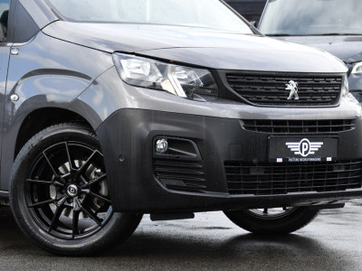 Peugeot Partner 1.5 BlueHDI L2 PB Edition Camera, Cruise, Carplay, Trekhaak, Sensoren, 130pk, Automaat, Multimedia, Uniek! foto 8